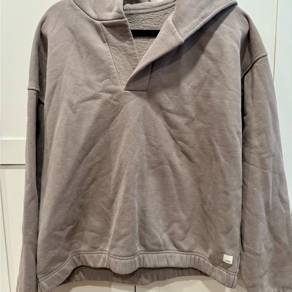 Vuori Heathered Taupe Pullover